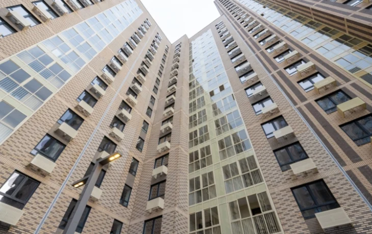 Более 600 семей переехали в первый дом по реновации в районе Алтуфьевский Более 600 семей переехали в первый дом по реновации в районе Алтуфьевский