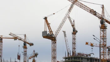 Московский фонд реновации возводит 15% жилья в столице