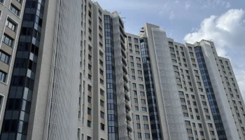 В проблемном ЖК «Квартал Триумфальный» начались кровельные работы