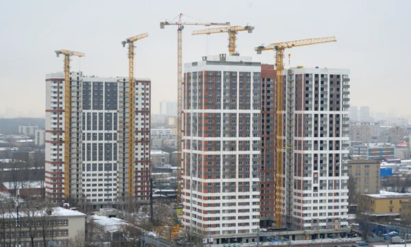 В жилом комплексе по реновации в районе Коптево ведется отделка