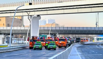 Владимир Ефимов: на путепроводе в СВАО проводят эксперимент по повышению прочности дорог