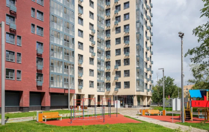 Почти 8,5 тыс. семей переехали по программе реновации в ЗАО