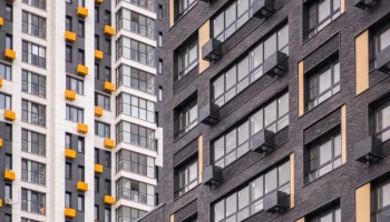 40 домов демонтировали в СЗАО по технологии &laquo;умный снос&raquo;