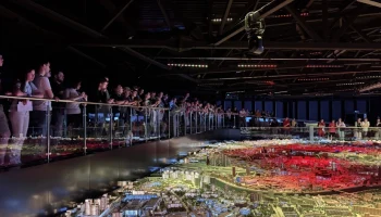 Интерактивными программами и световыми шоу отметят День народного единства в павильоне «Макет Москвы»