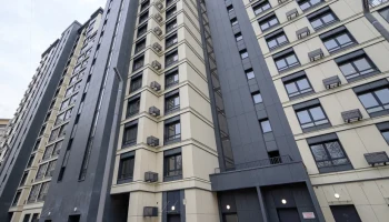 Жильцы двух старых пятиэтажек начали переселение по реновации в Котловке