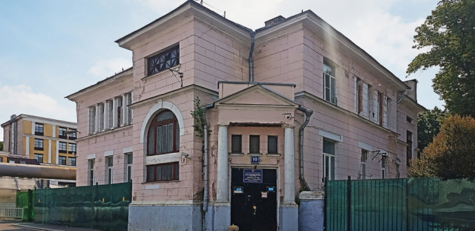 Особняк Тронше в Басманном районе выставлен на аукцион