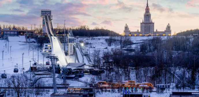 Владимир Ефимов: с 2011 года на западе Москвы построили 11 спортивных объектов за счет средств городского бюджета