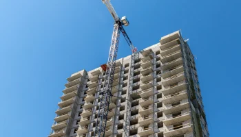 950 выездов для мониторинга организации стройконтроля на бюджетных объектах прошло в столице с января