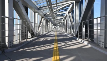 Началось обустройство надземного и подземного переходов в Мнёвниковской пойме