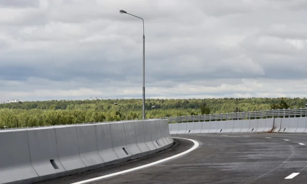 Сергей Собянин: строительство нового путепровода над Южной рокадой завершится до конца 2026 года Сергей Собянин: строительство нового путепровода над Южной рокадой завершится до конца 2026 года