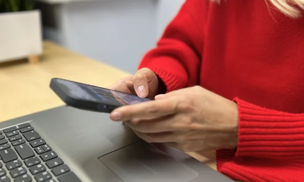 Владимир Ефимов: участники программы реновации теперь могут подписывать документы на новое жилье онлайн