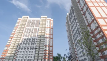 Жилой комплекс из пяти корпусов построили по реновации в районе Коптево