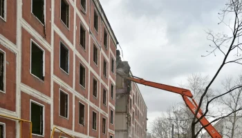 60 домов на юге столицы демонтировали в рамках реновации по технологии &laquo;умный снос&raquo;