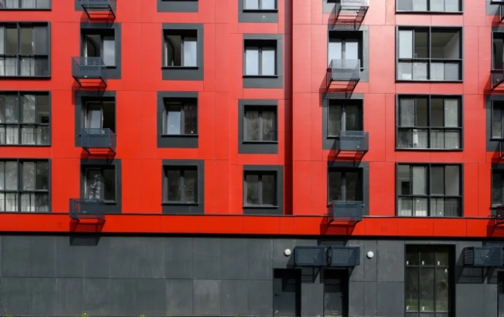 Почти 500 москвичей начали переселение в новостройку по реновации в Нагатино-Садовниках