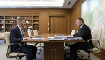 Глава Минстроя России Ирек Файзуллин провел рабочую встречу с Губернатором Чукотского автономного округа Владиславом Кузнецовым