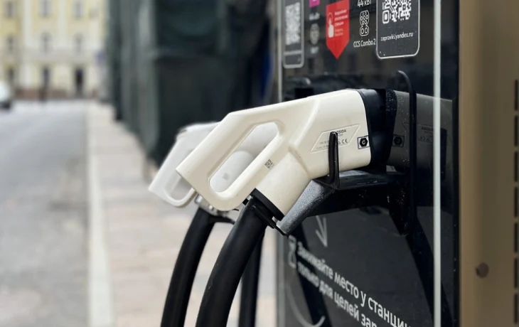 Владимир Ефимов: в 2025 году город одобрил размещение более 830 некапитальных объектов