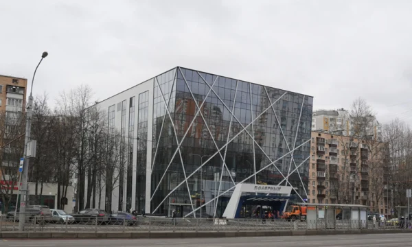 Культурно-досуговый центр с необычным фасадом появился в районе Южное Медведково