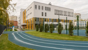 Школу и образовательный комплекс построили на западе Москвы за счет городского бюджета с начала 2025 года