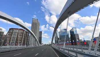 Мэр запустил движение по мосту Академика Королёва через Москву-реку