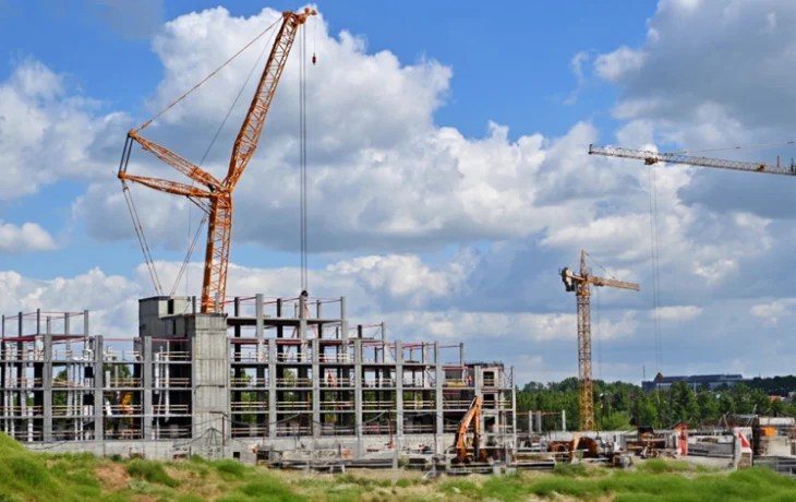 Владимир Ефимов: за пять лет в СЗАО выделили более 100 гектаров земли для реализации МаИП