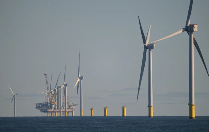 Крупнейшая морская ВЭС принесет ощутимую прибыль Великобритании Крупнейшая морская ВЭС принесет ощутимую прибыль Великобритании