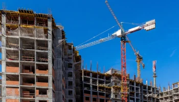 На Зеленом проспекте появится еще один дом по программе реновации