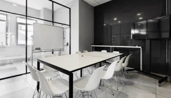 Инвестор восстановил помещение в историческом здании в Милютинском переулке