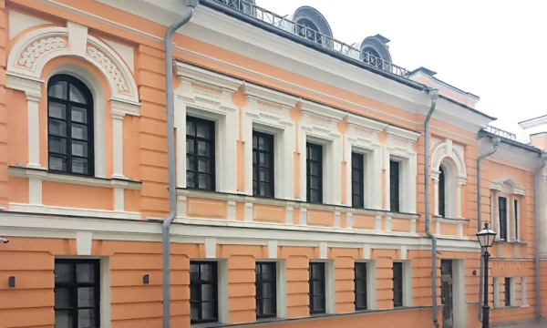 Историческое здание в Пресненском районе выставили на аукцион