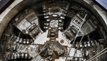 На Бирюлевской линии метро проложен правый тоннель от станции &laquo;Остров Мечты&raquo; до &laquo;Кленового бульвара&raquo; &ndash; мэр