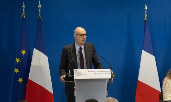 Франция приняла долгосрочный энергоплан по развитию атомной энергетики и ВИЭ