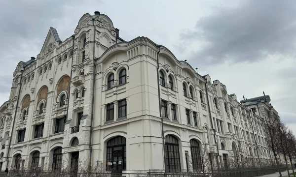 Глава Минстроя России Ирек Файзуллин принял участие в выездном совещании по реставрации Политехнического музея