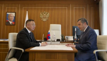 Министр строительства и ЖКХ Ирек Файзуллин провел рабочую встречу с врио губернатора Курской области Александром Хинштейном