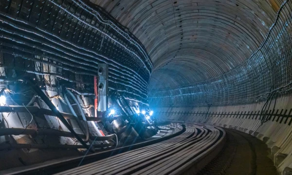 Владимир Ефимов: на станции &laquo;Достоевская&raquo; соединили обходной тоннель с камерой перепуска движения