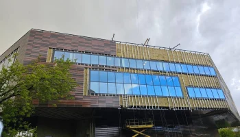 Завершено устройство кровли на здании нового корпуса Государственного исторического музея в Москве