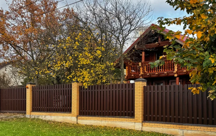 Город выставил на продажу четыре участка для ИЖС в двух округах столицы