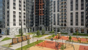 Владимир Ефимов: более 280 детских и спортивных площадок оборудовали во дворах новостроек по программе реновации