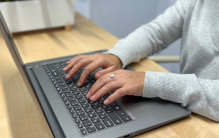 Москвичи стали пользоваться суперсервисом &laquo;Переезд по программе реновации&raquo; для оформления документов в два раза чаще в 2025 году