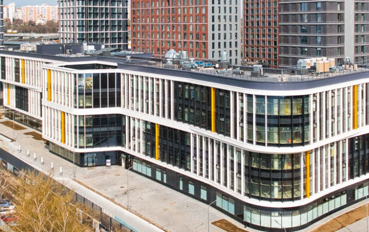 Владимир Ефимов: за три года в районе Покровское-Стрешнево построили семь детских садов и школ