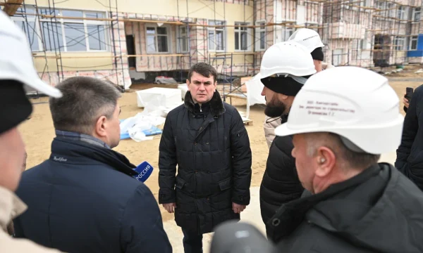 Замминистра строительства и ЖКХ РФ Юрий Гордеев осмотрел ход строительства инфраструктурных объектов Хабаровского края