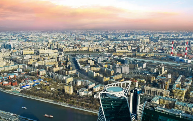 В 2025 году инвесторы приобрели у города 156 объектов коммерческой недвижимости в центре столицы