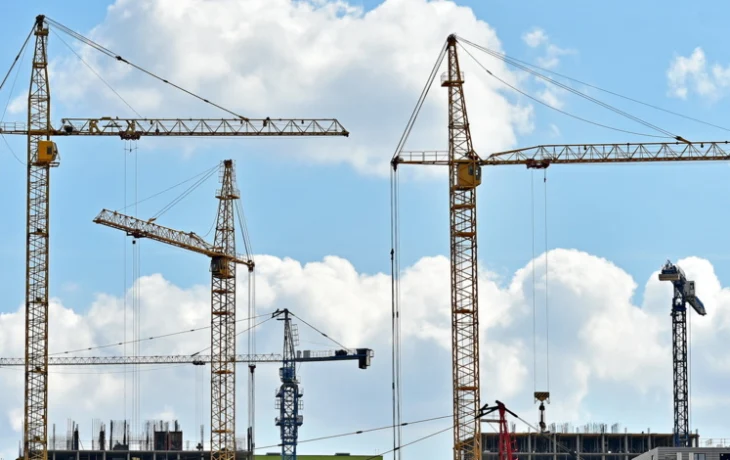 Владимир Ефимов: в четырех районах на севере Москвы на месте старых домов возводят 10 новостроек по программе реновации