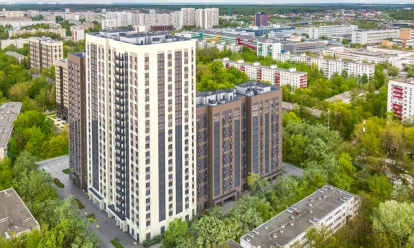 В Северном Измайлове строится жилой дом по программе реновации