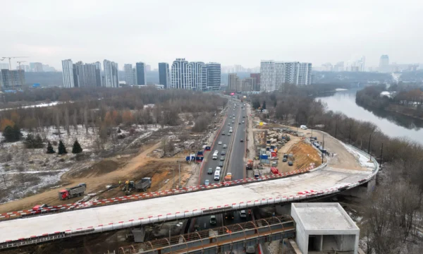 Собянин: путепровод через СЗХ в сторону Рублёвского шоссе будет готов в 2026 году