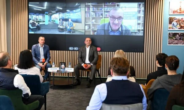 В редакции &laquo;Комсомольской правды&raquo; представили книгу &laquo;Хроники космической гавани&raquo; о первых часах Гага