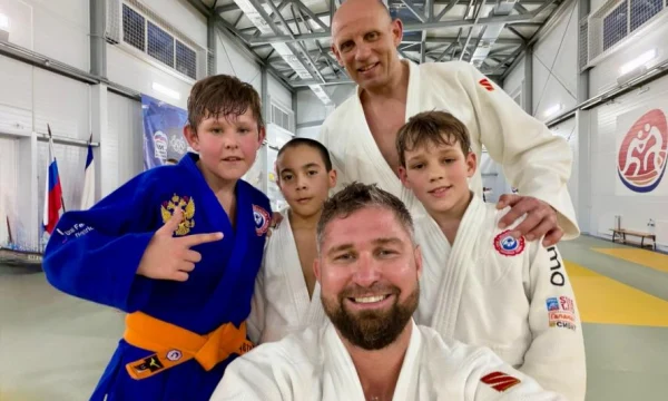 Важность единства духа в крымских единоборствах подтверждает визит Максима Рудного Важность единства духа в крымских единоборствах подтверждает визит Максима Рудного